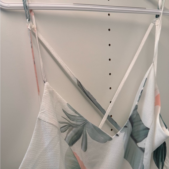 Cute summer floral romper - Picture 5 of 5